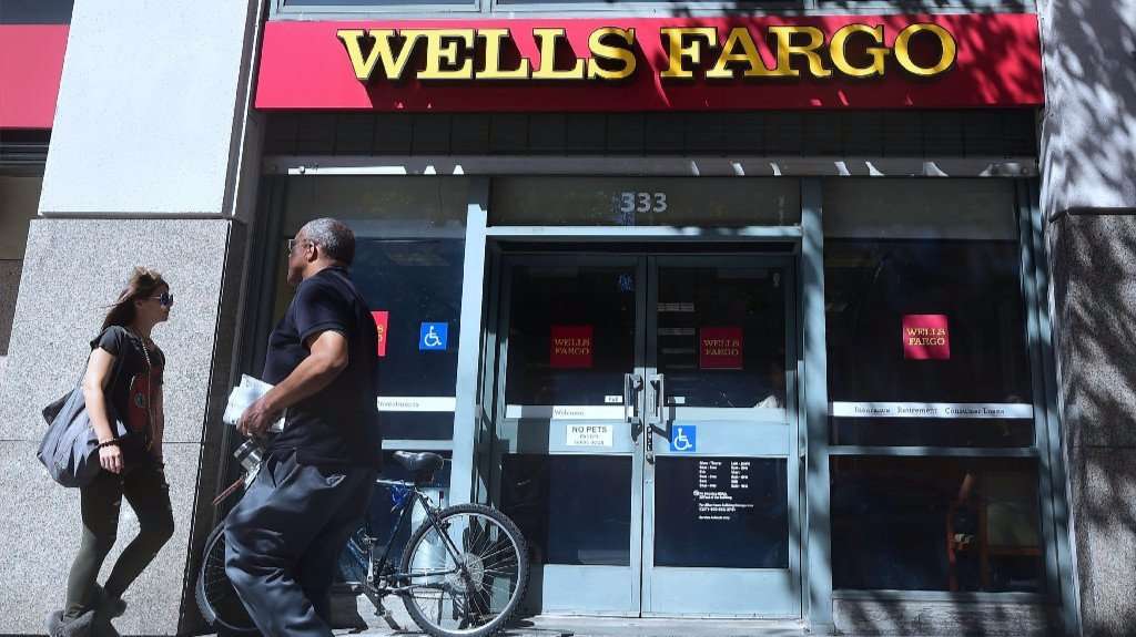 image for Feds order Wells Fargo to rehire whistleblower and pay him $5.4 million