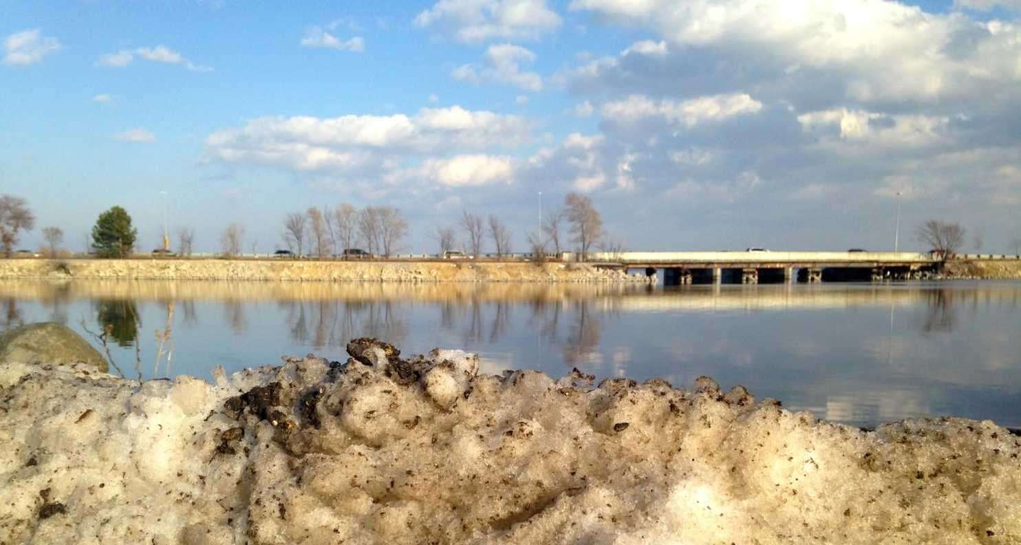 image for Salt from icy roads is contaminating North America’s lakes