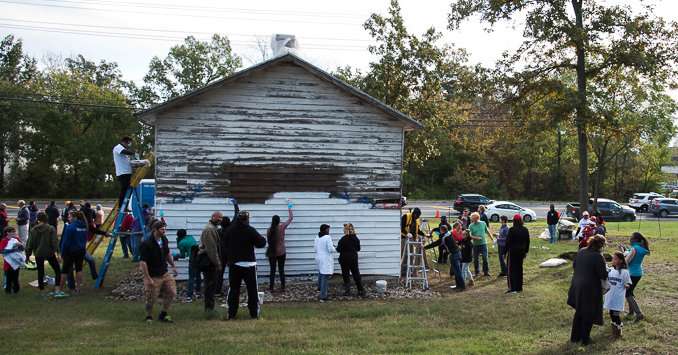 image for Teenagers Who Vandalized Historic Black Schoolhouse Are Ordered to Read Books
