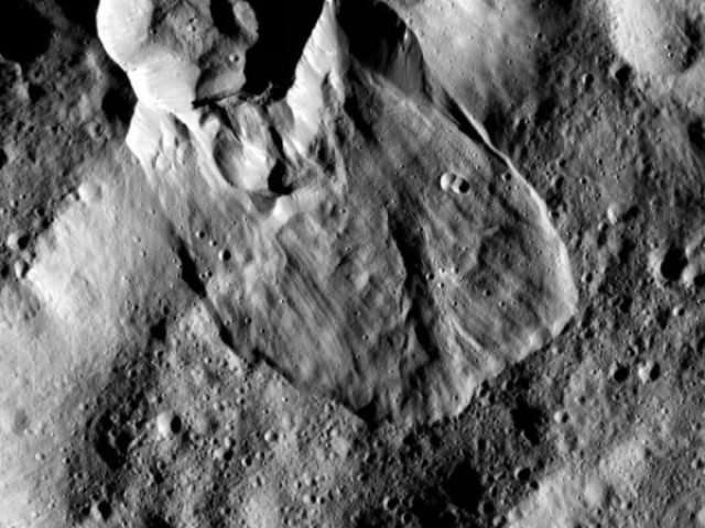 image for Landslides on Ceres reflect hidden ice