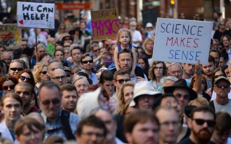 image for March for Science: Crowds join global Earth Day protests