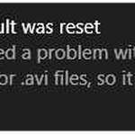 image for yeah right, a "problem" with VLC. Definitely not Windows trying to push its own app.