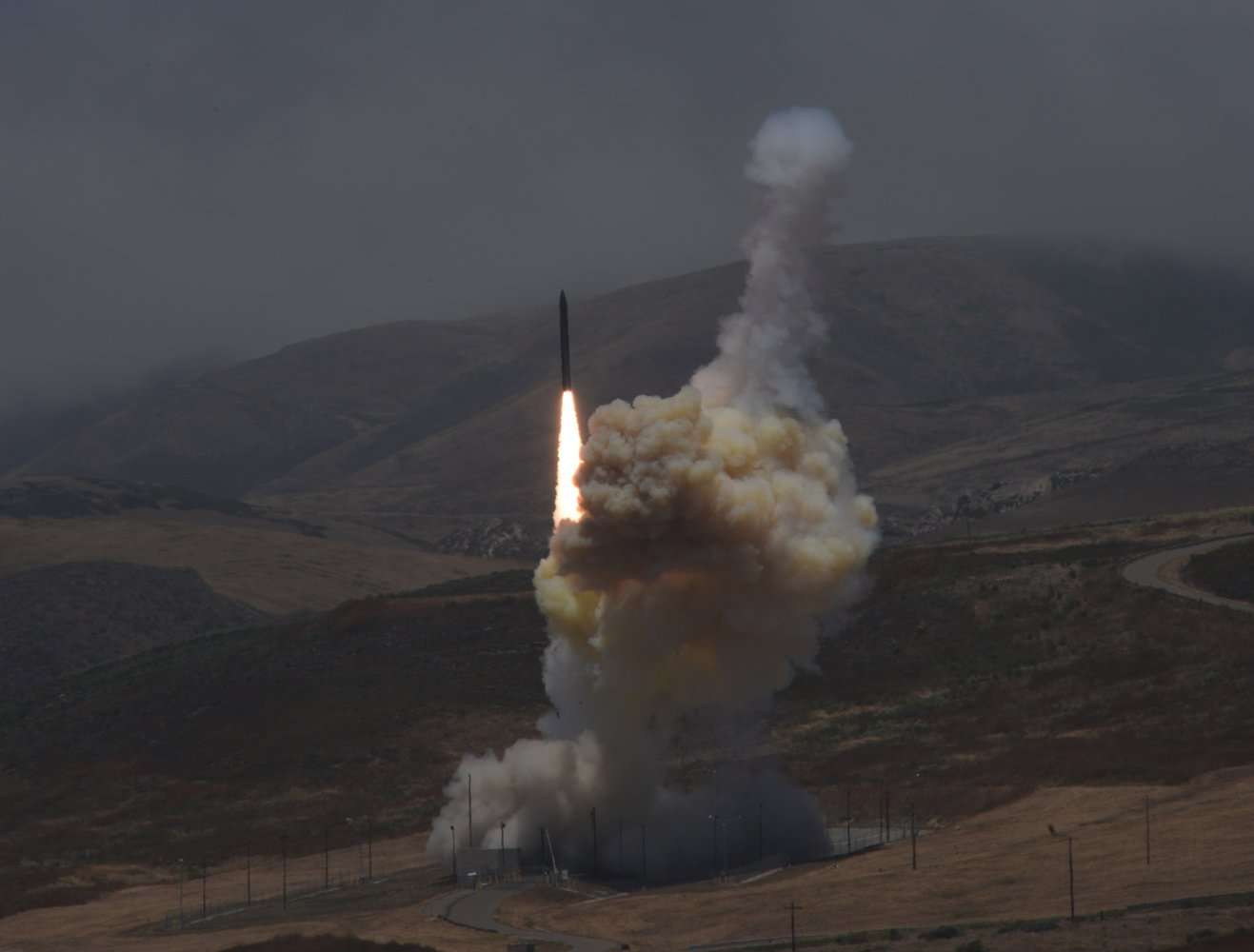 image for US Missile Defense Successfully Shoots Down ICBM in First Live-Fire Test of Its Kind