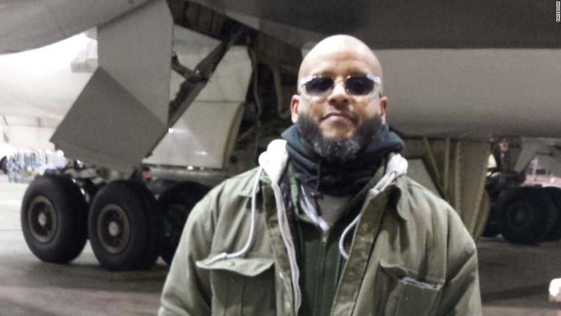 image for US Air Force vet gets 35 years prison for trying to join ISIS