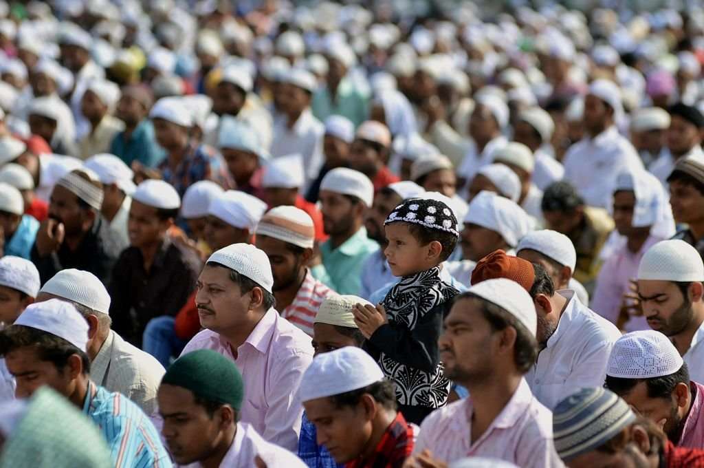 image for India: Muslim group holds veg-only Iftar parties to create Hindu-Muslim unity