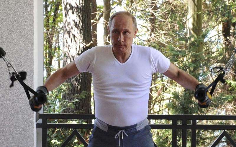 image for Putin: 'I am not a woman, so I don’t have bad days'