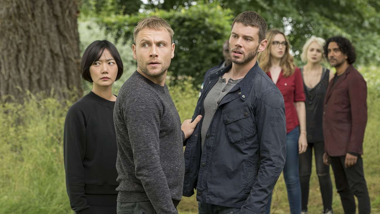 image for Netflix Apologizes to Viewers: 'Sense8' Is Still Canceled