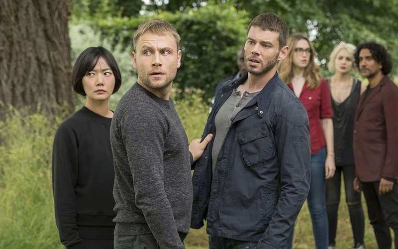 image for Netflix Apologizes to Viewers: 'Sense8' Is Still Canceled