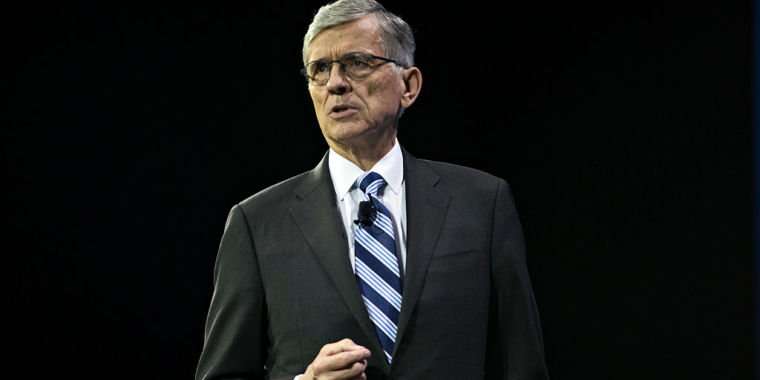 image for Tom Wheeler defends Title II rules, accuses Pai of helping monopolists