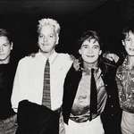 image for River Phoenix, Kiefer Sutherland, Corey Feldman and Wil Wheaton at the premiere of Stand by Me in Beverly Hills, 1986. [917 X 614][X:Post:-/r/OldSchoolCelebs/]
