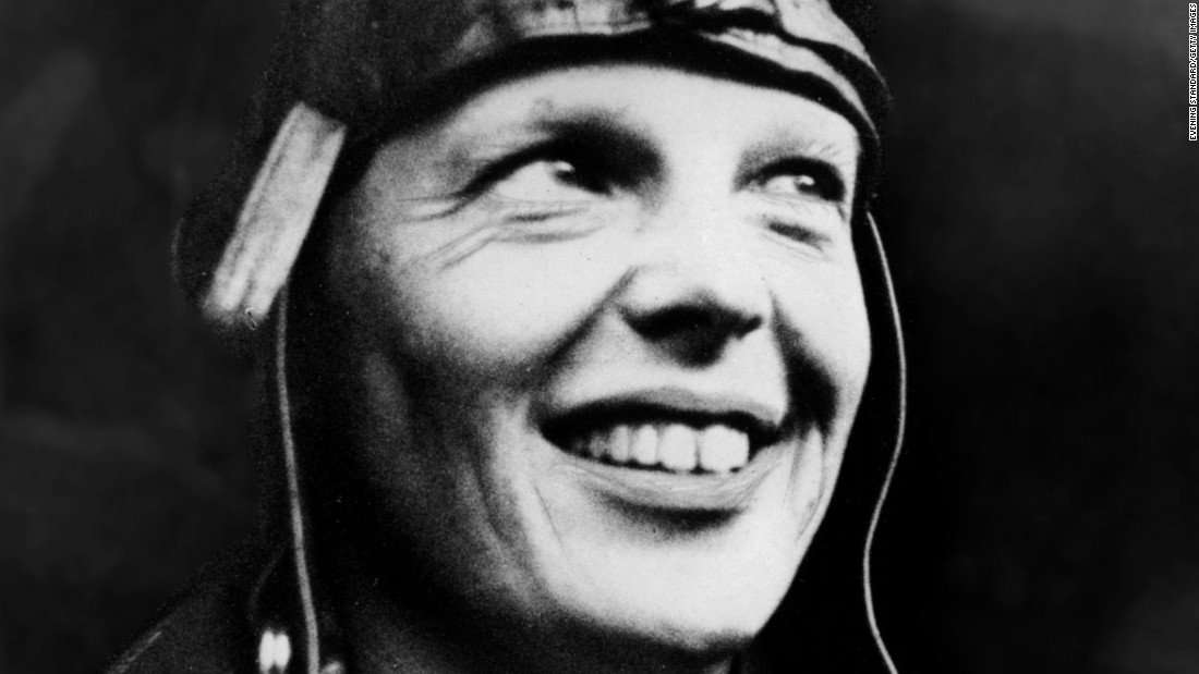 image for Amelia Earhart died as a castaway, not in air