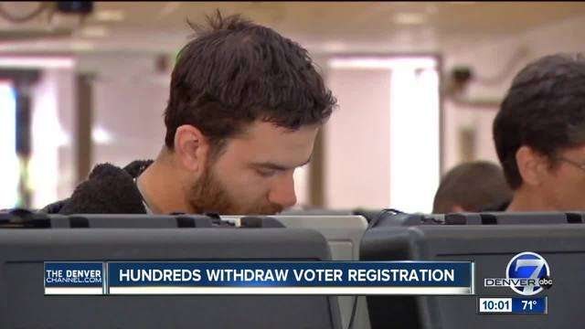 image for Hundreds withdraw Colorado voter registrations in response to compliance with commission request