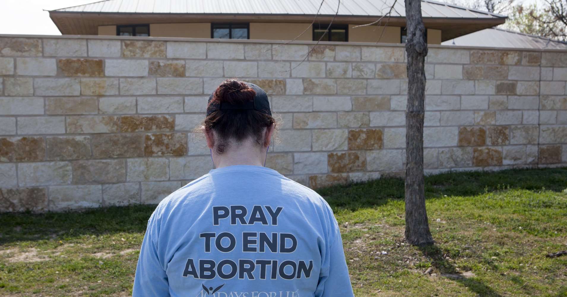 image for Teen Abortions Surged In Texas After Republicans Defunded Planned Parenthood