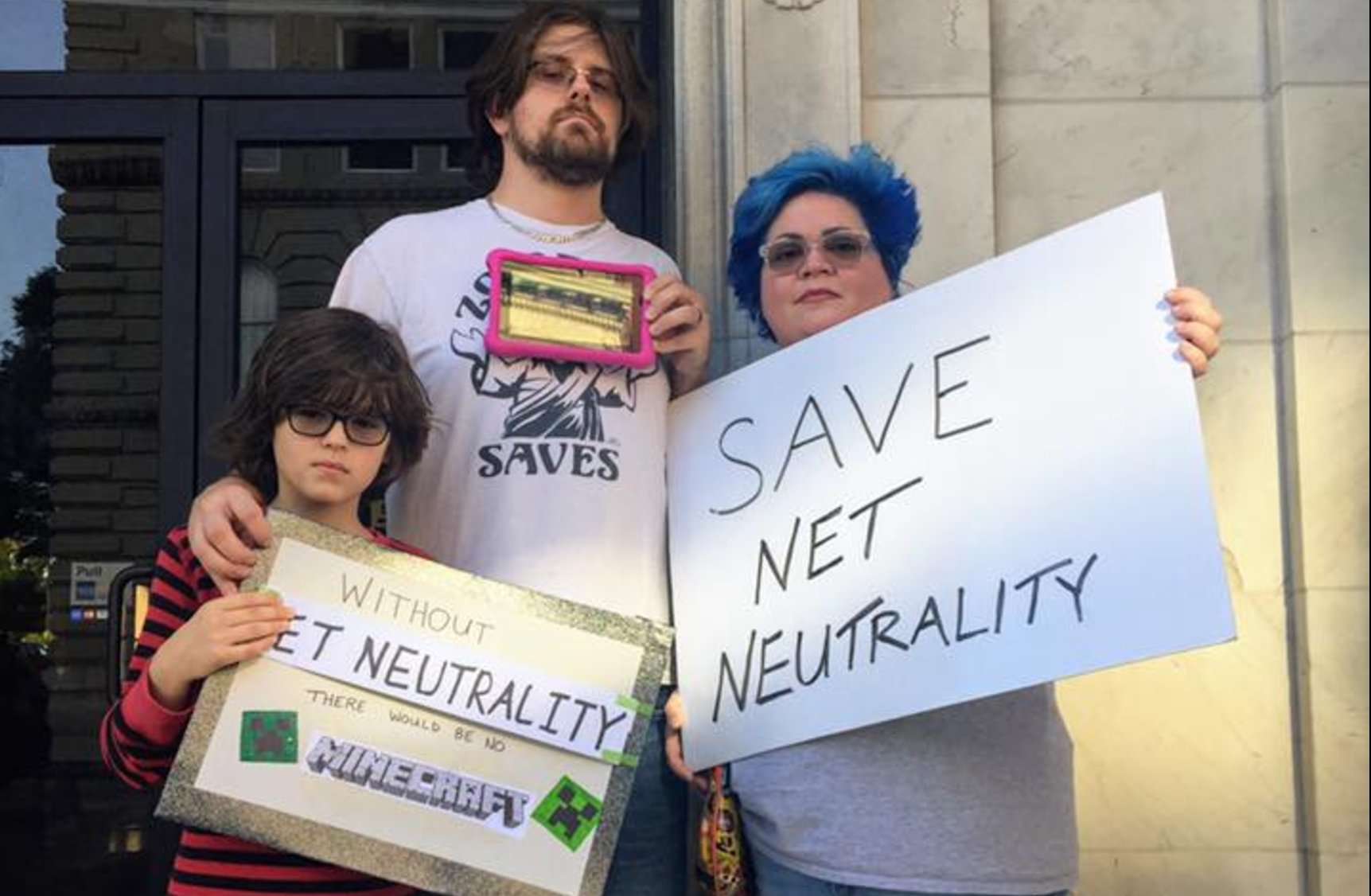 image for Comcast, Verizon, and AT&amp;T have spent $572 MILLION on lobbying the government to kill net neutrality