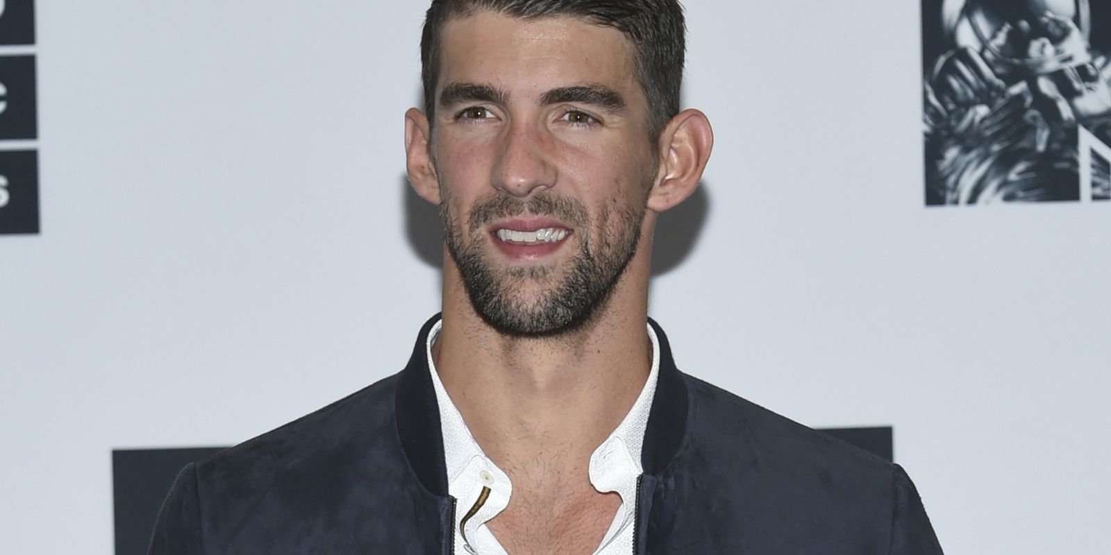 image for Fans are legitimately upset that Michael Phelps didn't race a real shark