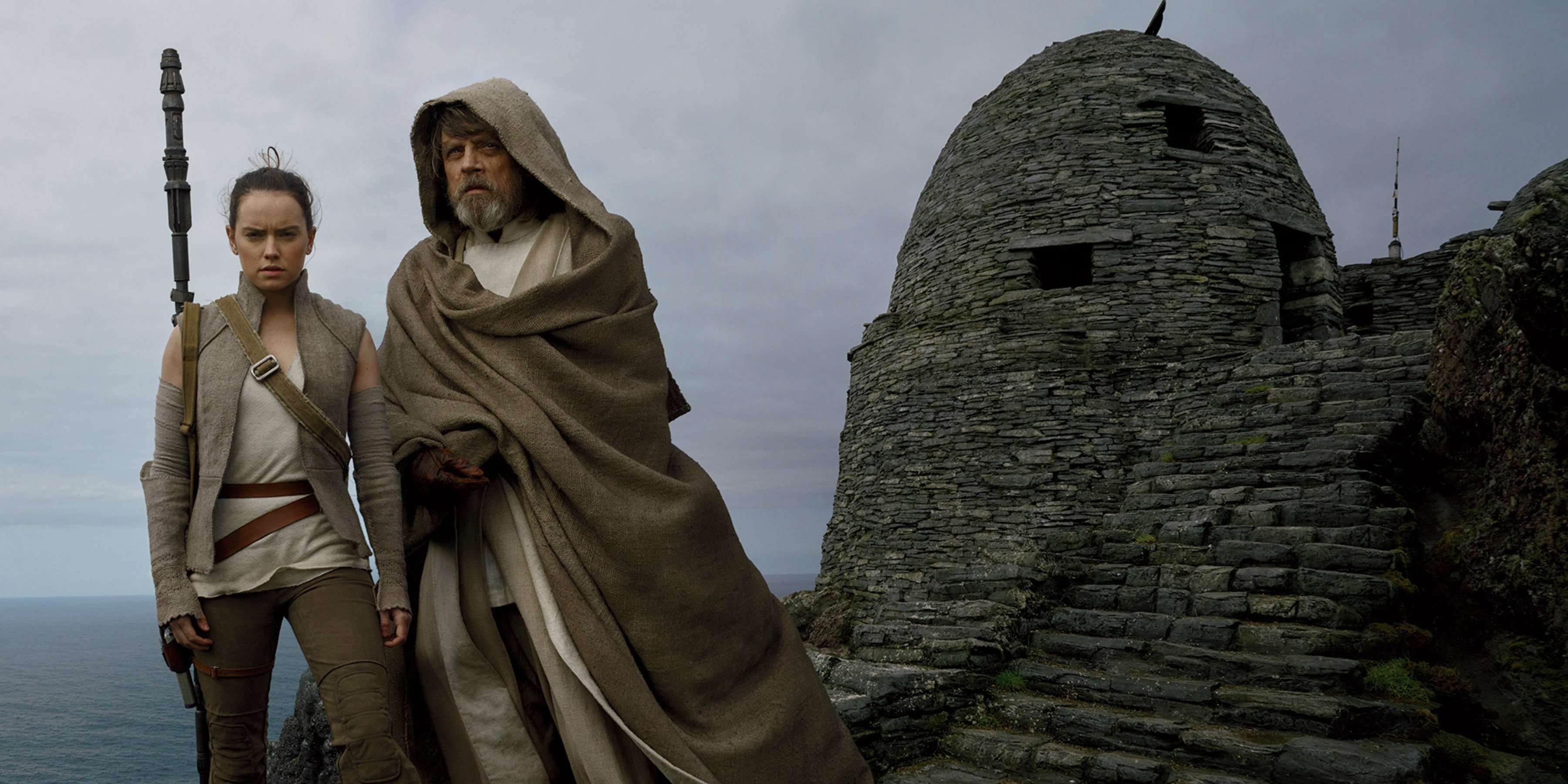 image for Rian Johnson & Mark Hamill Urge Fans To Avoid Star Wars 8 Marketing