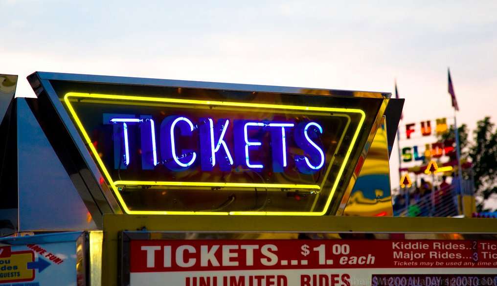 image for Amazon May Take On Ticketmaster With New Event-Ticketing Business