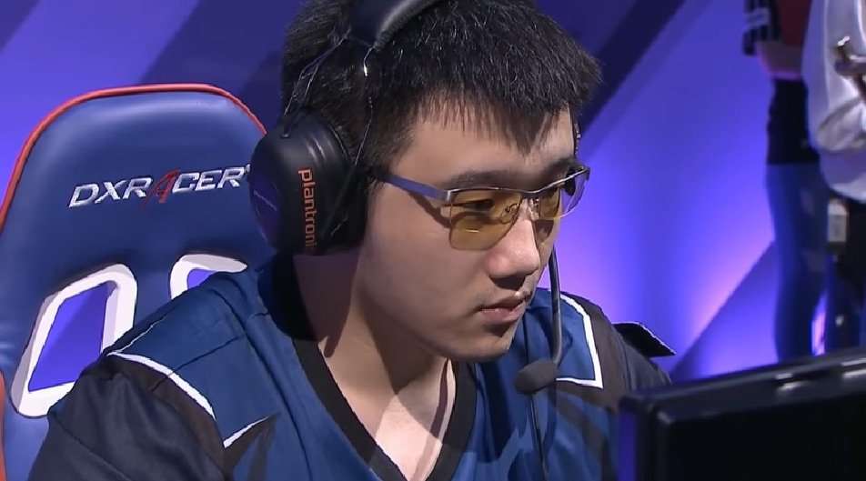 image for Newbee player Vasilii vows abstinence after saying “indulging in sensual pleasures” hurt his League of Legends performance