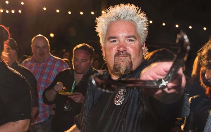 image for 10 Things You Didn't Know About Diners, Drive-Ins And Dives