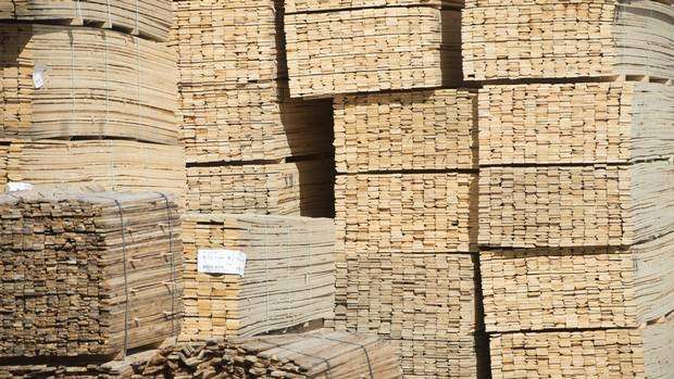 image for Russian lumber industry benefiting from Canada-U.S. trade dispute