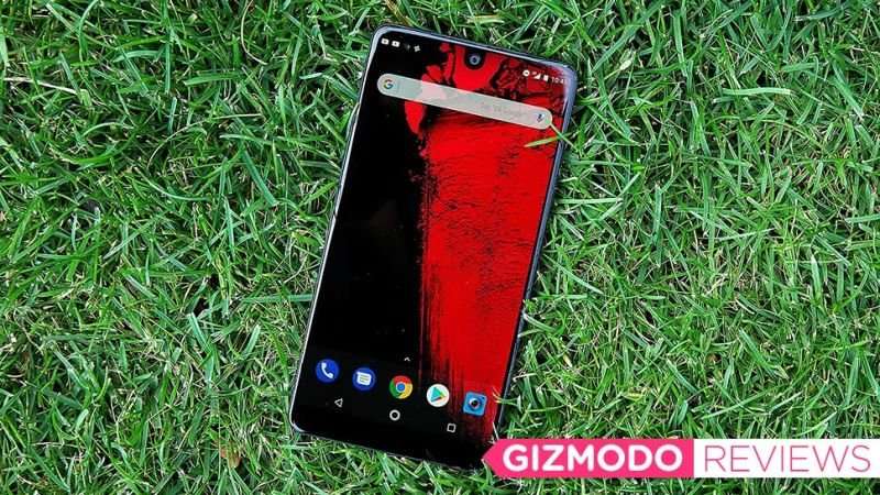 image for The Essential Phone Is Too Expensive to Have a Camera This Bad