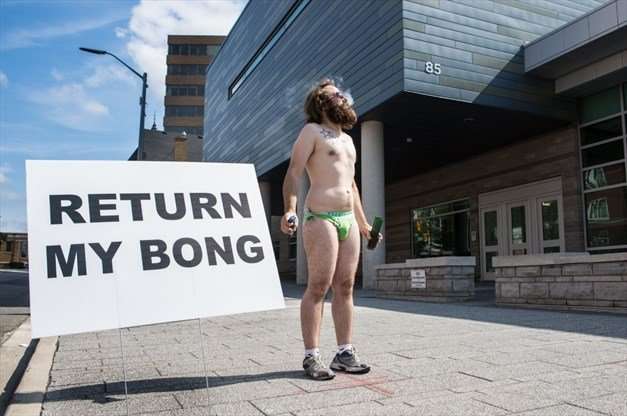 image for Man protests at court over pot, bong seizure