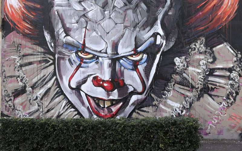 image for World Clown Association Complains The Movie ‘IT’ Is Hurting Real Clowns