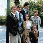 image for Star Wars cast out of costumes : Harrison Ford (Han Solo), David Prowse (Darth Vader), Peter Mayhew (Chewbacca), Carrie Fisher (Princess Leia), Mark Hamill (Luke Skywalker) and Kenny Baker (R2-D2). cca 1977