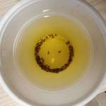 image for I tried to get rid of fruit flies with apple cider vinegar. It worked