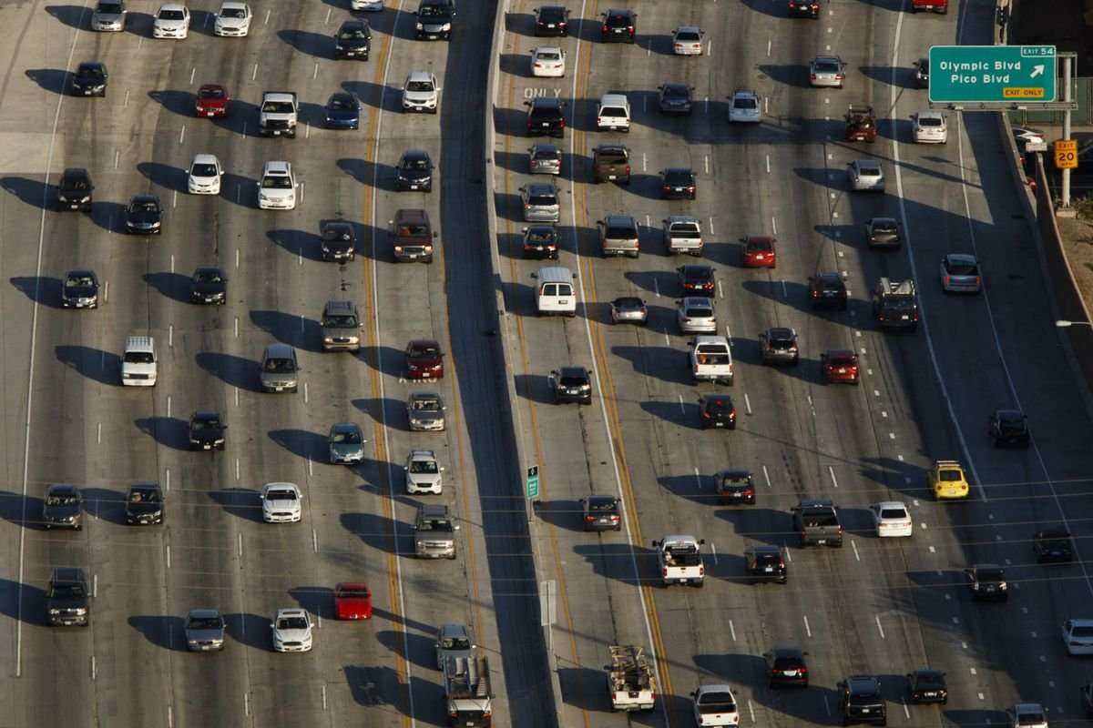 image for California Considers Following China With Combustion-Engine Car Ban
