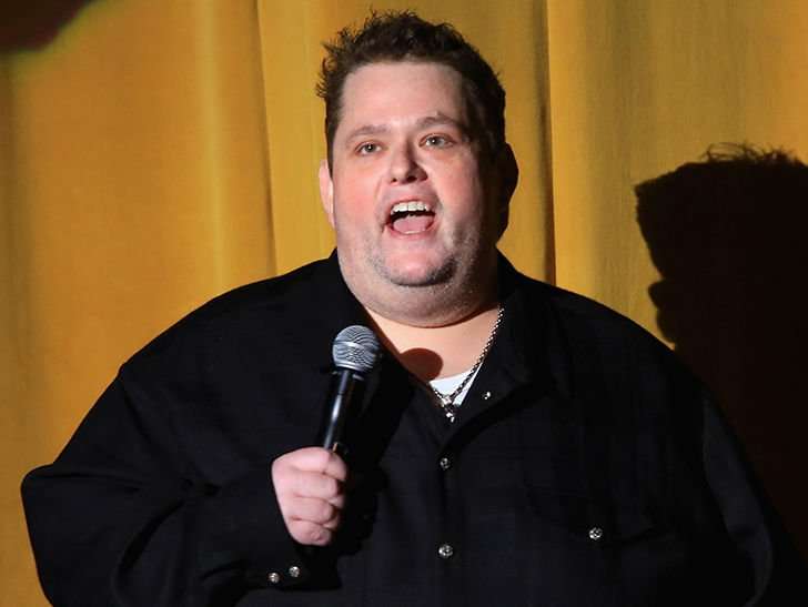 image for Comedian Ralphie May Dead at 45 of Cardiac Arrest (UPDATE)
