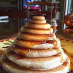 image for This perfect pyramid of pancakes.