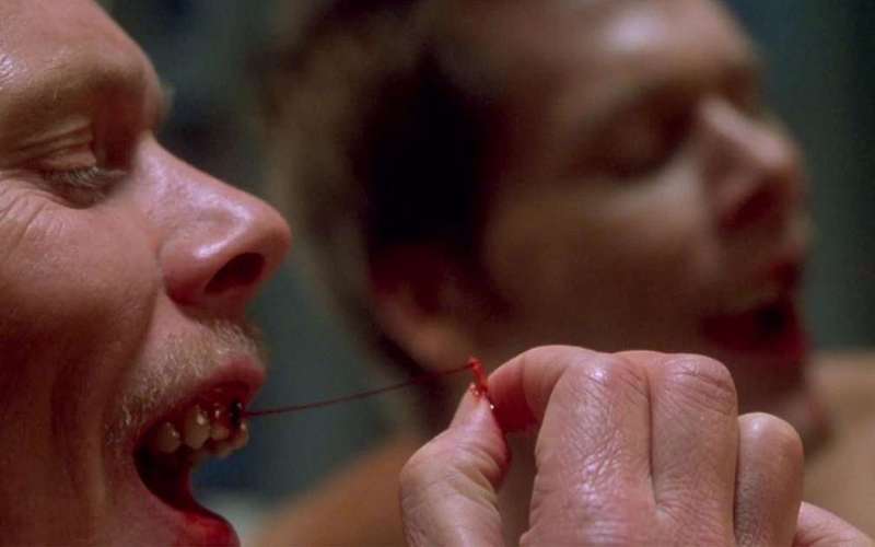 image for Stir of Echoes: Kevin Bacon on bloody tooth scene