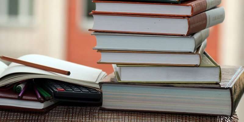 image for A new study shows that students learn way more effectively from print textbooks than screens