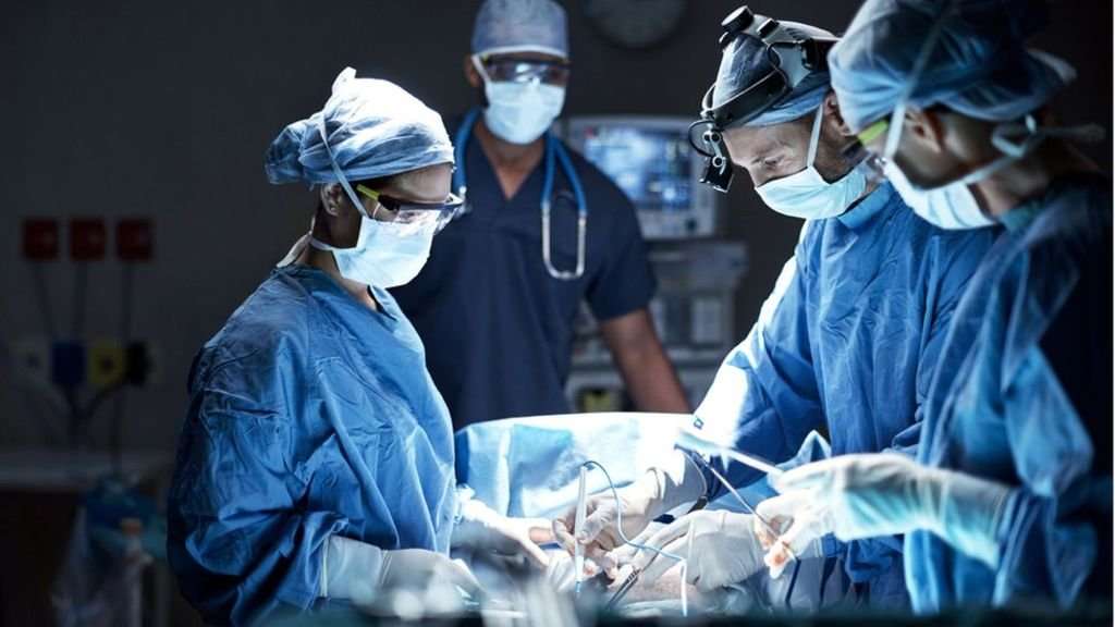 image for Heart surgery survival chances 'better in the afternoon'