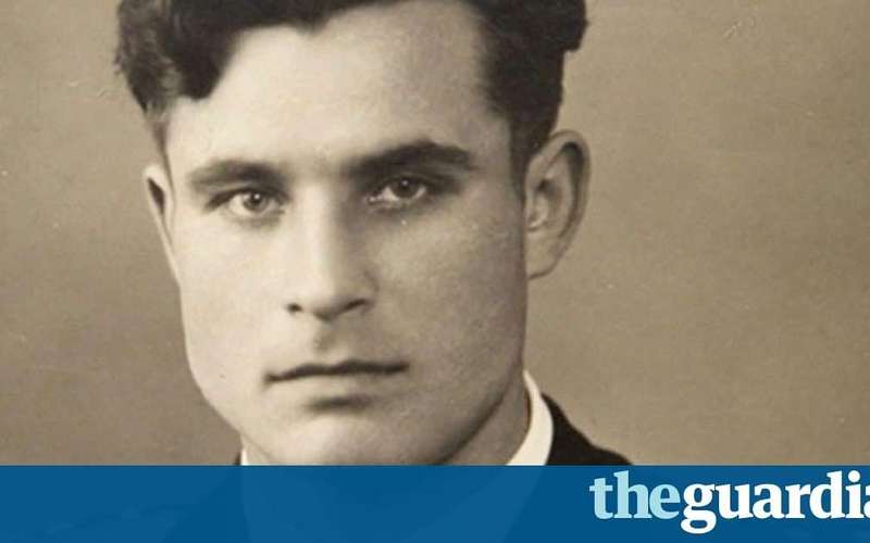 image for Soviet submarine officer who averted nuclear war honoured with prize