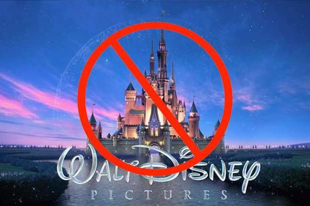 image for 4 Critics Groups Denounce Disney’s Blackout of LA Times, Disqualify Studio From Awards