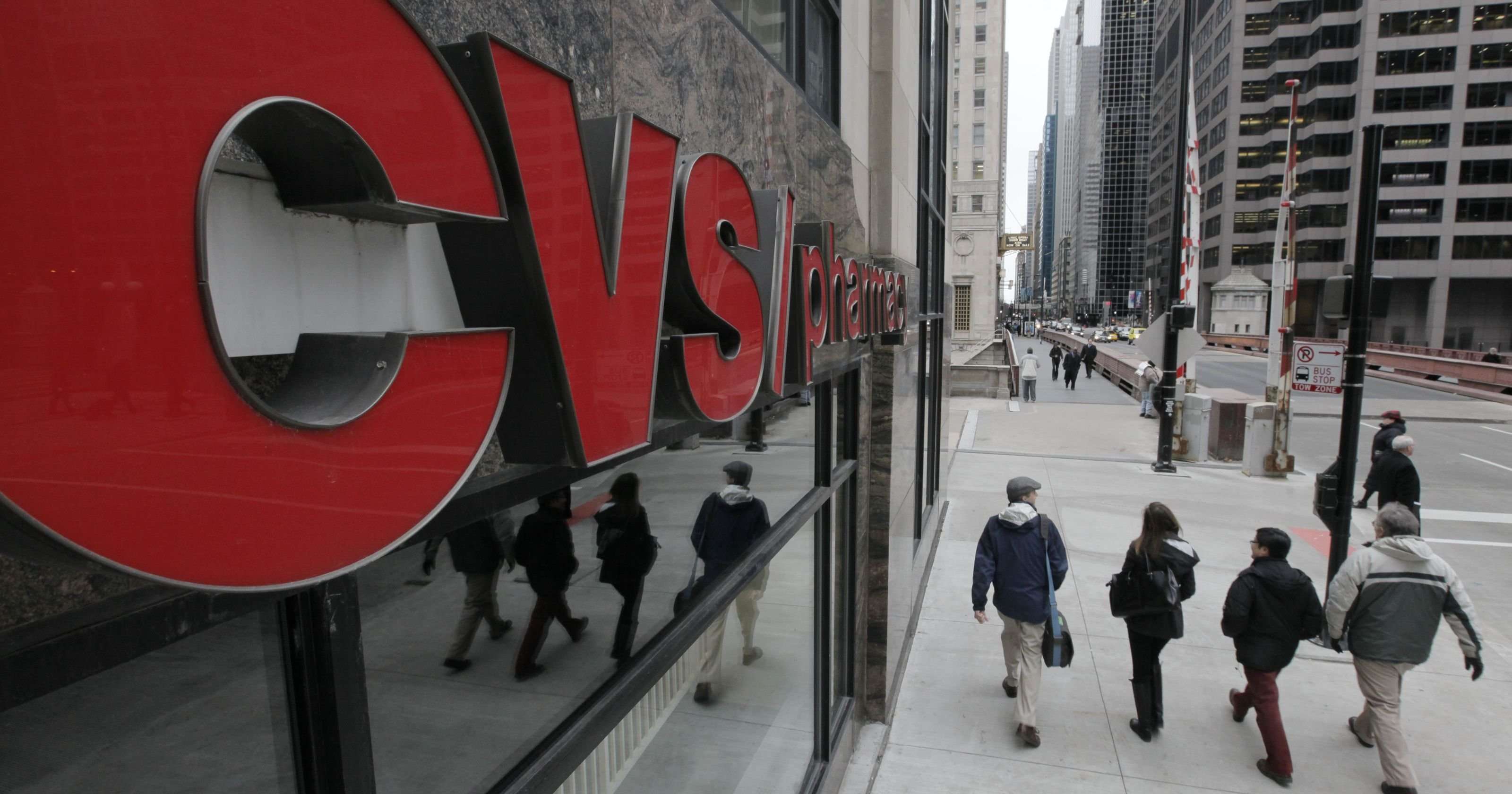 image for CVS stops selling tobacco, offers quit-smoking programs