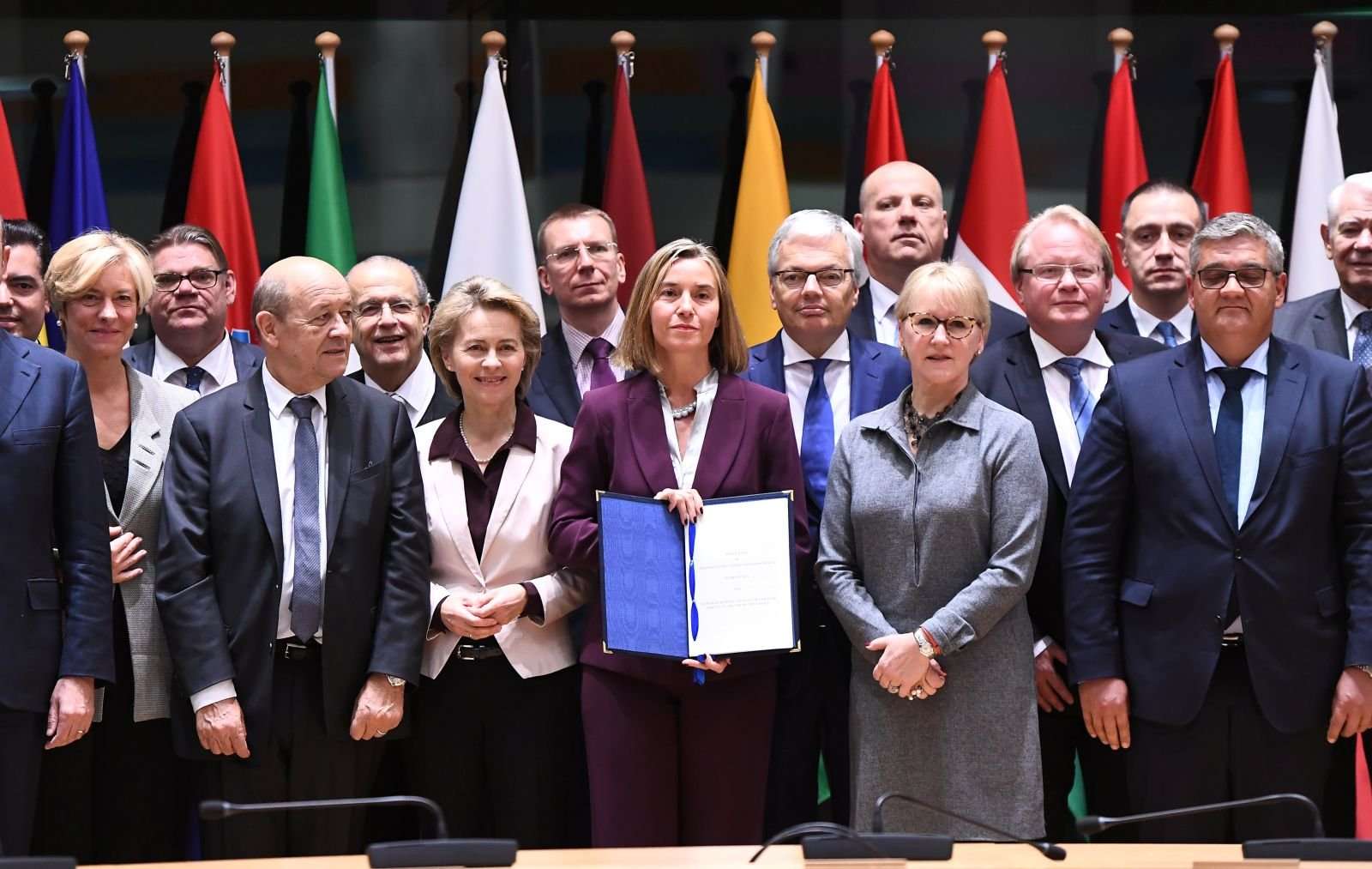 image for The EU signed a “historic” deal to integrate 23 armies to shake off its US dependence