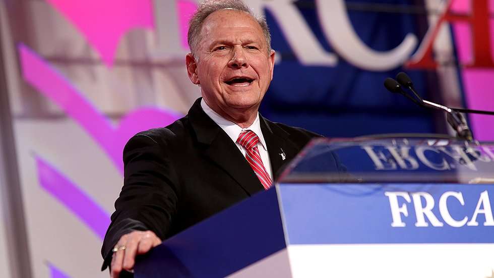 image for Pastor supporting Moore: 'More women are sexual predators than men'