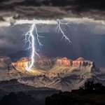 image for This is what the Grand Canyon look like when it's lit only by lightning.