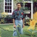 image for Freddie Mercury died on this day, 26 years ago. This was his last known picture.