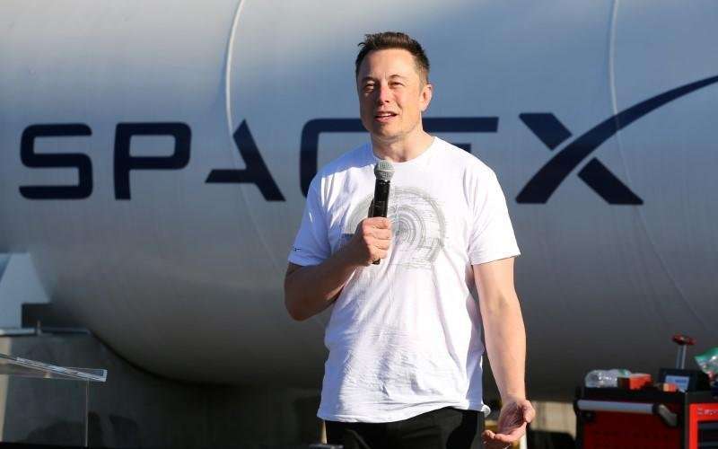 image for Rocket maker SpaceX raises another $100 million