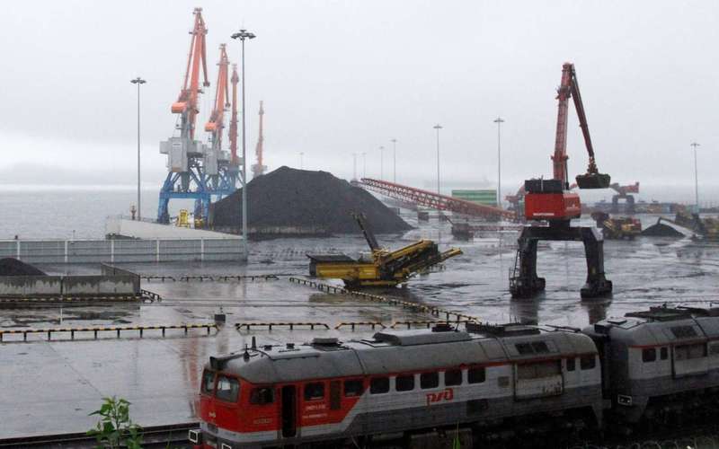 image for China spoils the launch of world’s first electric cargo ship by using it to haul coal