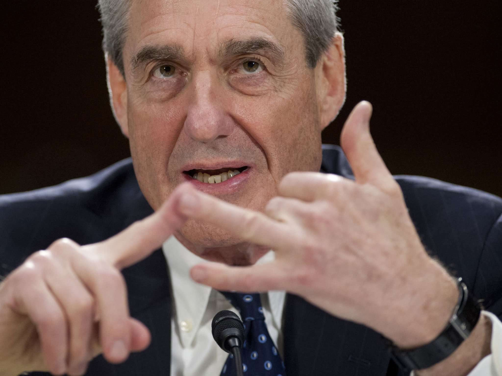 image for Russia investigation: Robert Mueller 'has obtained tens of thousands of Trump transition team emails'