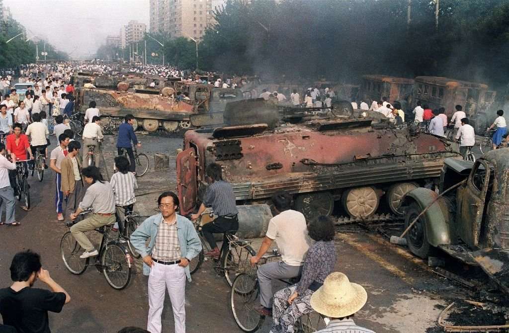 image for At least 10,000 killed in 1989 Tiananmen crackdown: British cable