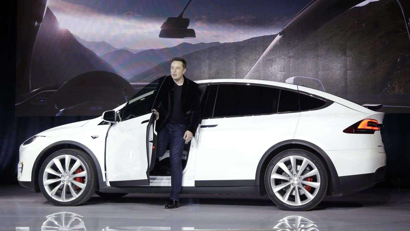 image for Tesla becomes most popular automaker in Norway, where 32% of new cars are electric
