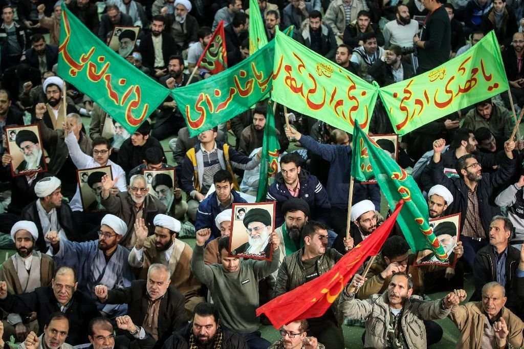image for Iran protests continue into third night