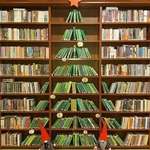 image for Christmas tree at a public library