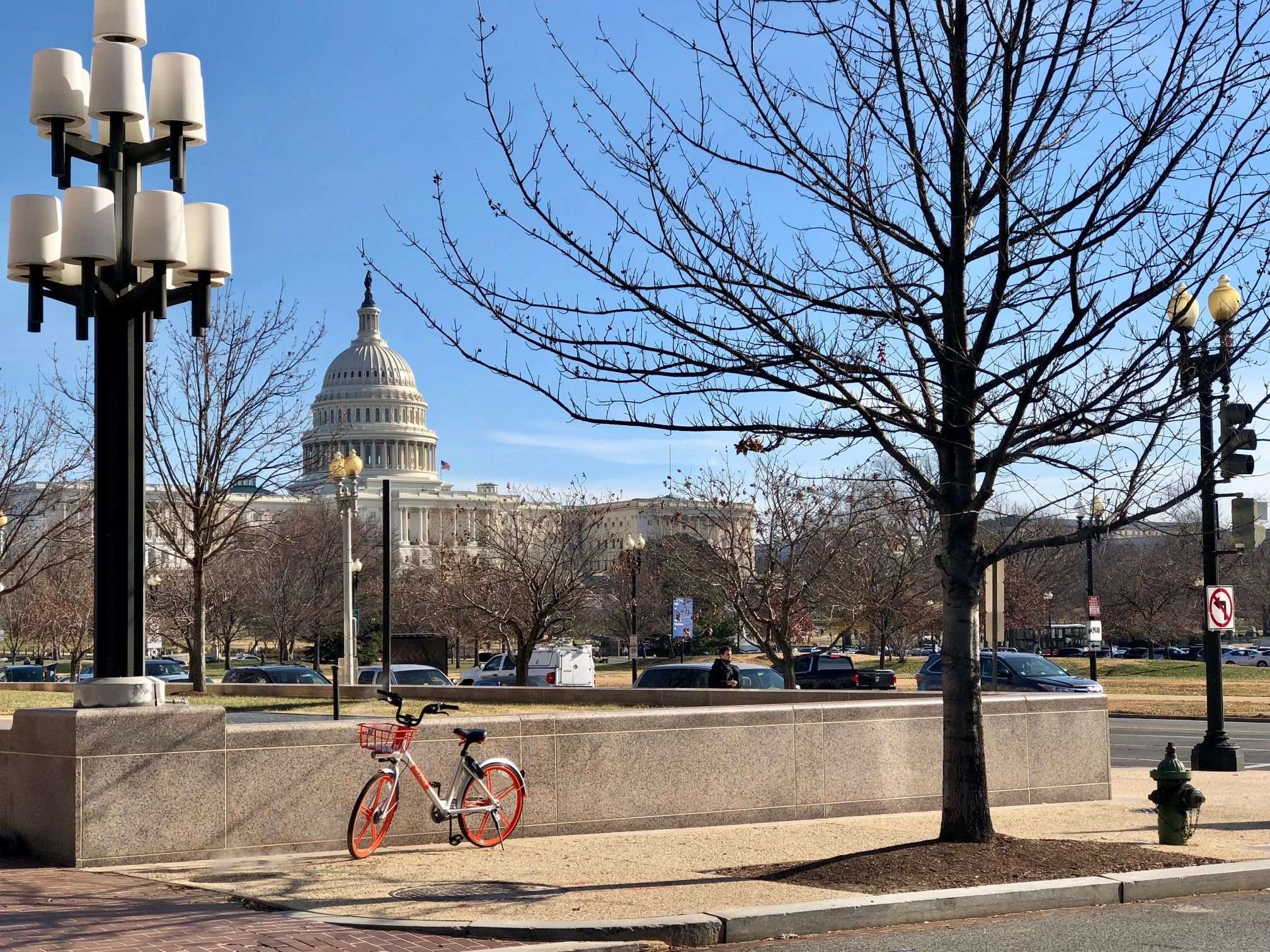 image for DC police to residents: Don’t dial 911 when seeing bikeshare users